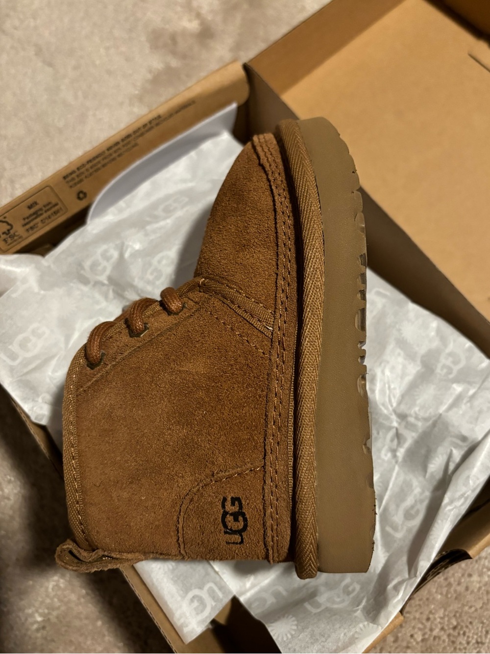 UGG Kids Chestnut Suede Lace-Up Bootie
